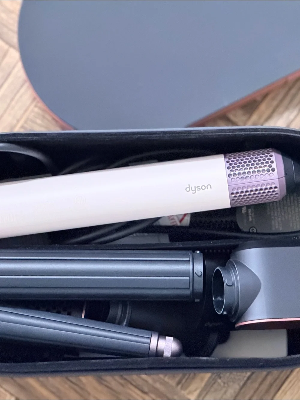 Dyson complete styling